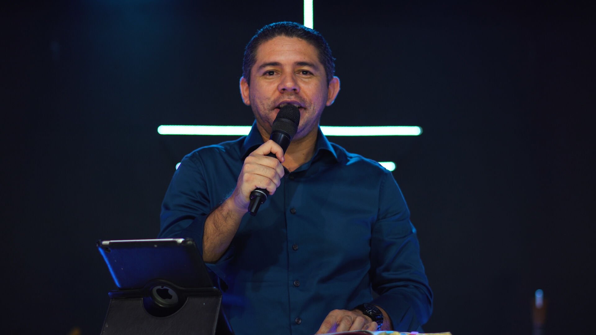 A igreja de Pérgamo e Tiatira