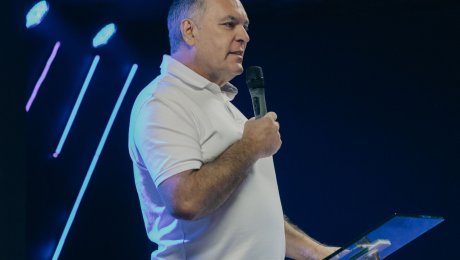 Superando dias Difíceis - Pr. Rogério