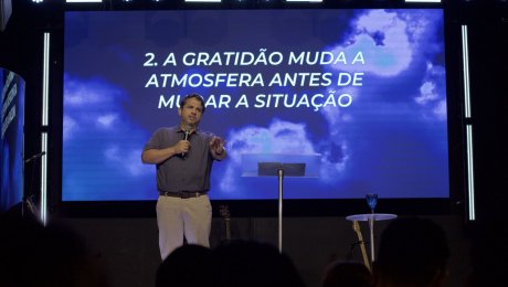 A GRATIDÃO MOVE OS CÉUS
