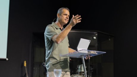 O cristão verdadeiro nunca abandona sua fé
