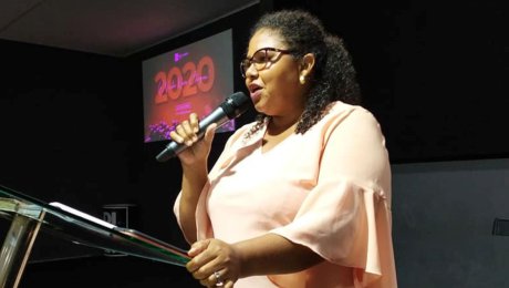 A Mulher que está aos Pés de Jesus