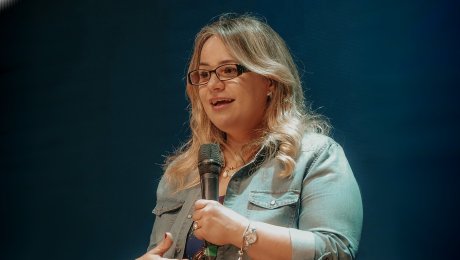 A Revolução do Amor: É Fácil Amar Alguém?