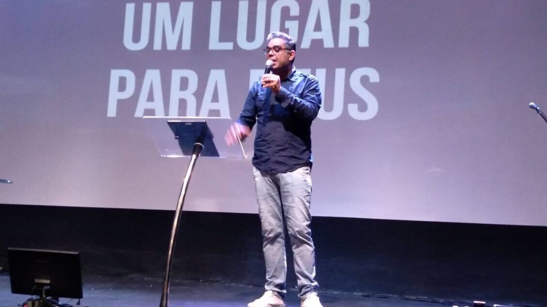 Um Lugar Para Deus