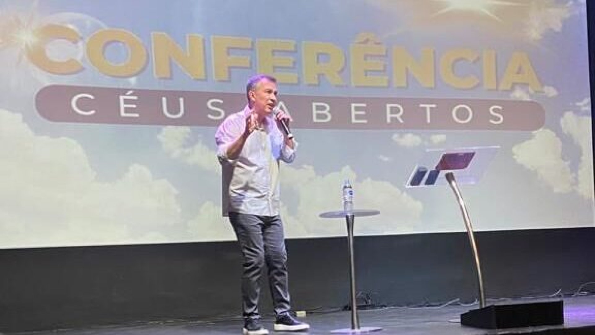 Conferência Céus Abertos