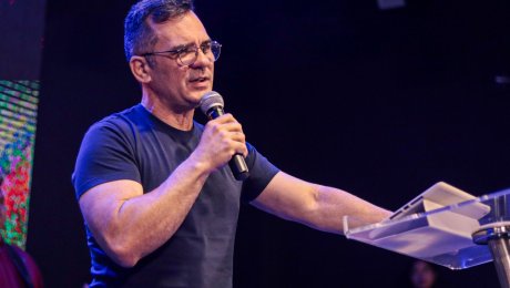 CREIA COM O CORAÇÃO