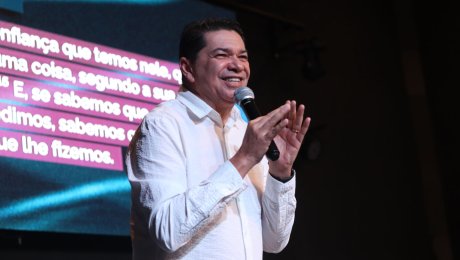 A FÉ QUE NÃO SE CANSA