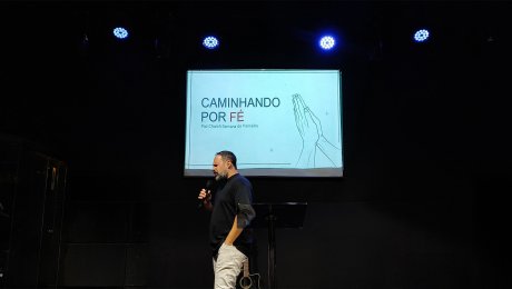Caminhando por fé