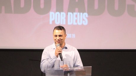 Rejeitados pelo Homem, Adotados por Deus!